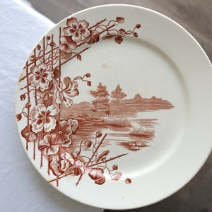 1920s Vintage Terre De Fer Boch Freres &quot;Cotage&quot; Brown Ironstone 9 1/4&quot; Dinner Plate From Belgium Farmhouse Shabby Chic Cottage Decor