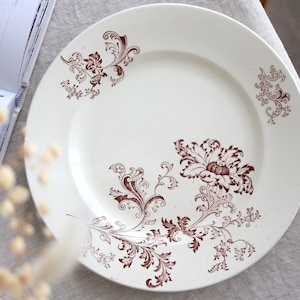 Early 19th Century France Earthenware model “Damascus” Brown Floral Design Plate Vaisselle Faïence Ancienne Transferware