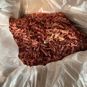 Aromatic Eastern Red Cedar Shavings Large Bulk Size