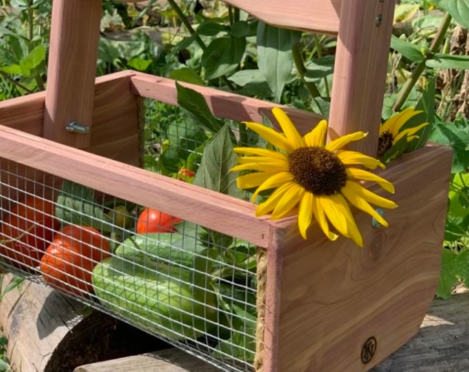 Handcrafted Cedar Garden Harvest Basket, Vegetable Egg Hod, Alabama Made