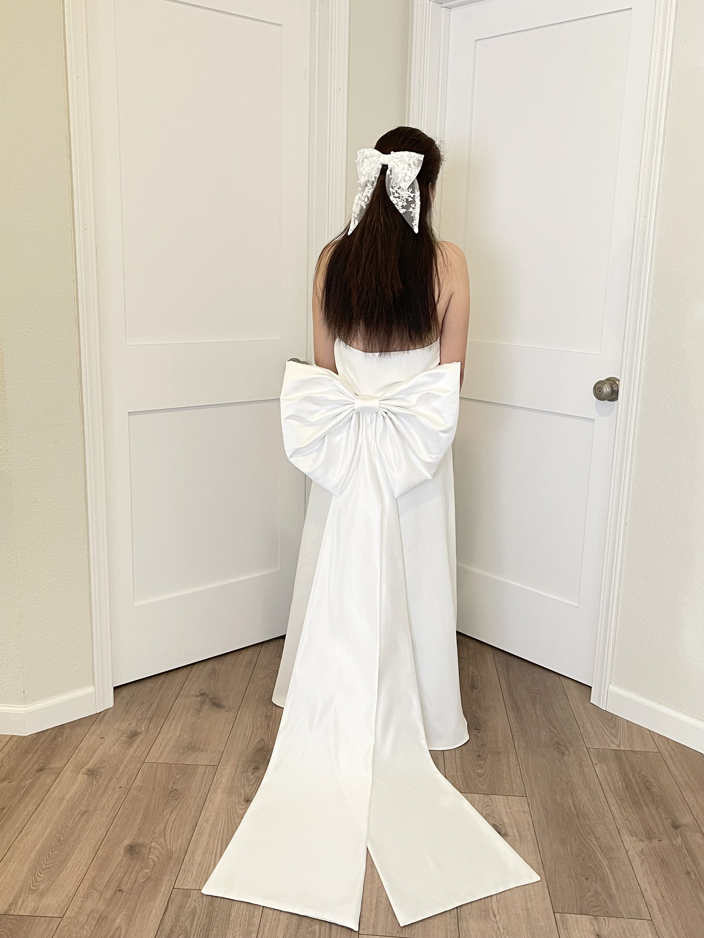 ?Wedding Dress Bow/SashNew Boxed never used w/tag wedding-dress-bow-v0-  main image 3