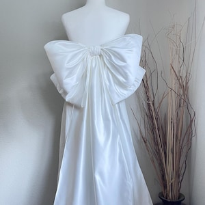 Removable bow for wedding dress Bridal bow Detachable Bow for Bridal Dress Bow train