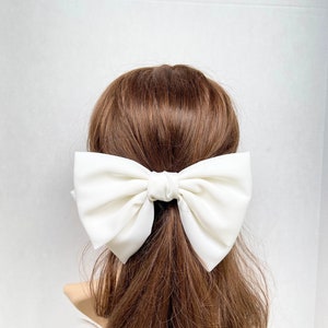 Bridal hair bow, bridal hair clip, ivory hair bow, wedding hair bow, satin hair bow Barrette, women hair bow, wedding hair accessories