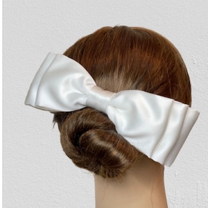 Ivory Satin Schleife im Haar: Braut Hochzeit Clip