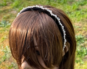 Black Velvet Pearl Hairband. Elegant Beaded Headpiece • Chic Everyday Accessory • Handmade Gift for Her