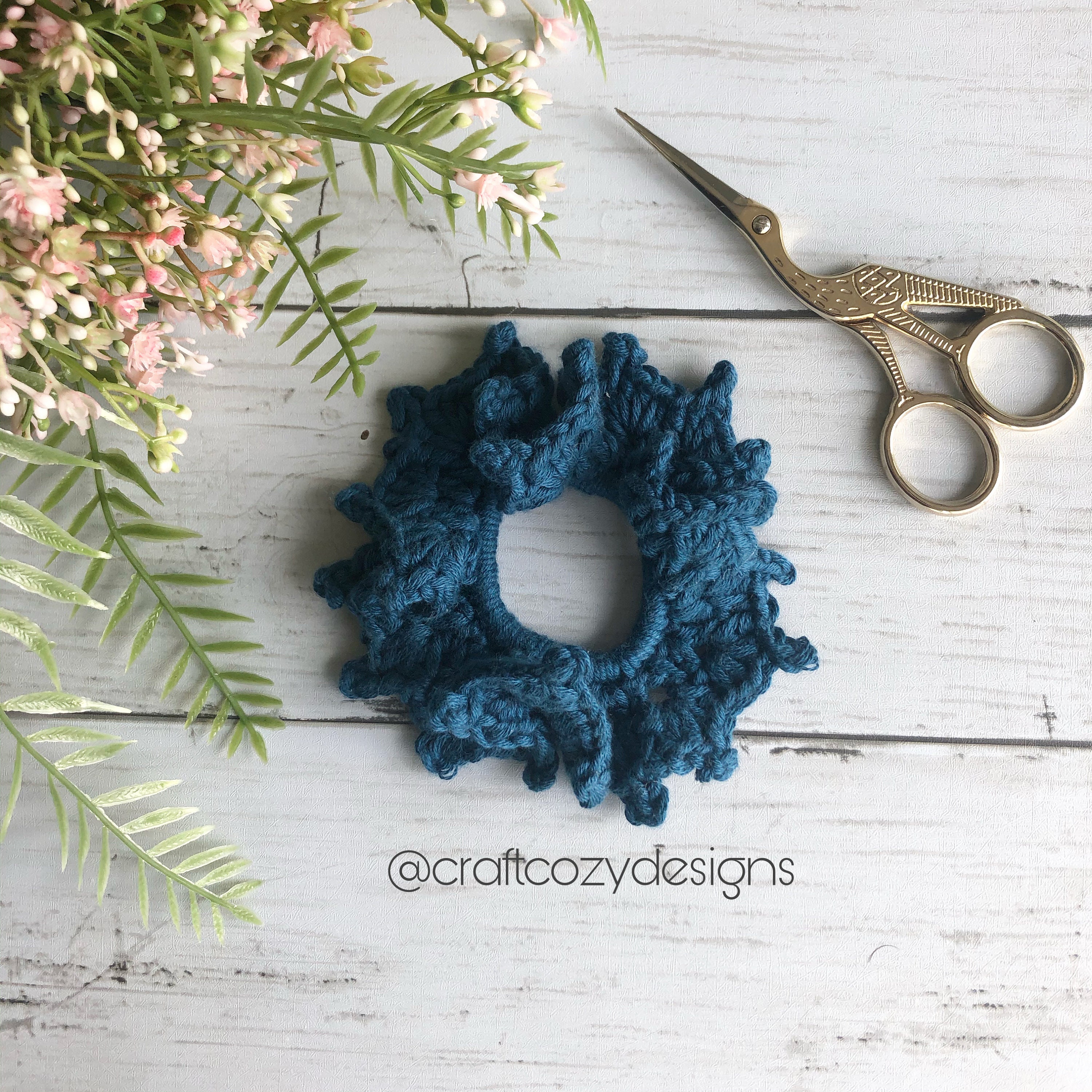 39 Crochet Scrunchies with Flowers, Ruffles, Bows, and Cherries 28 Easy crochet Scrunchies Pattern simple to follow