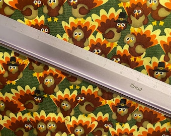 Turkey thanksgiving 100% cotton craft tumbler fabric cut “fat eighth” cut 18 inches tall x 11 inches wide