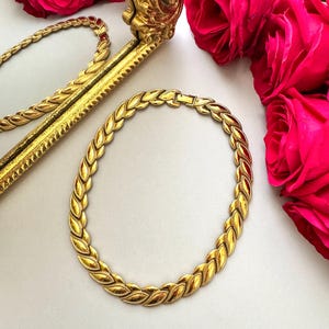 Vintage Monet Gold Chain Necklace – 1980s Signed Statement Jewelry, Chunky Link Choker, Classic Designer Leaf Necklace