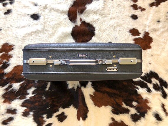 American Tourister 1970's Vintage K.W. Grey Suitca
