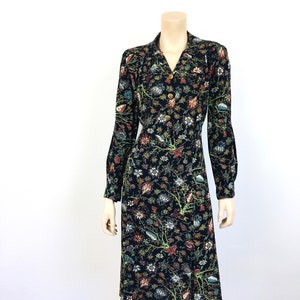 Vintage 1940s FLORAL Print RAYON Day Dress