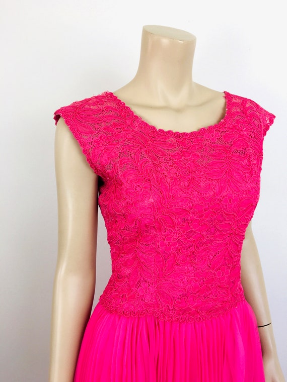 Vintage 1960s HOT PINK Soutash EMBROIDERED Pleate… - image 7