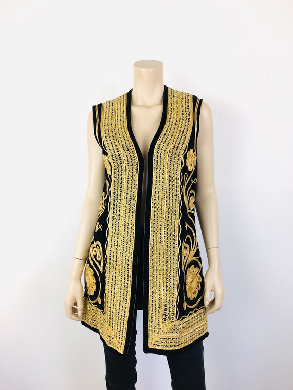 Vintage 1960s GOLD METALLIC EMBROIDERED & Black V… - image 3