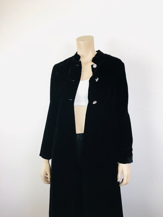 Vintage 1960s BLACK VELVET EMPIRE Waist Full Leng… - image 3