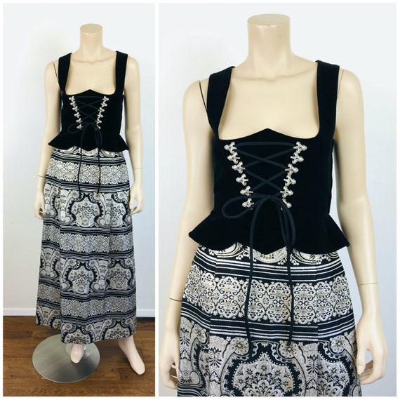 Vintage 1960s BLACK VELVET DIRNDL Lace Up Bustier… - image 1