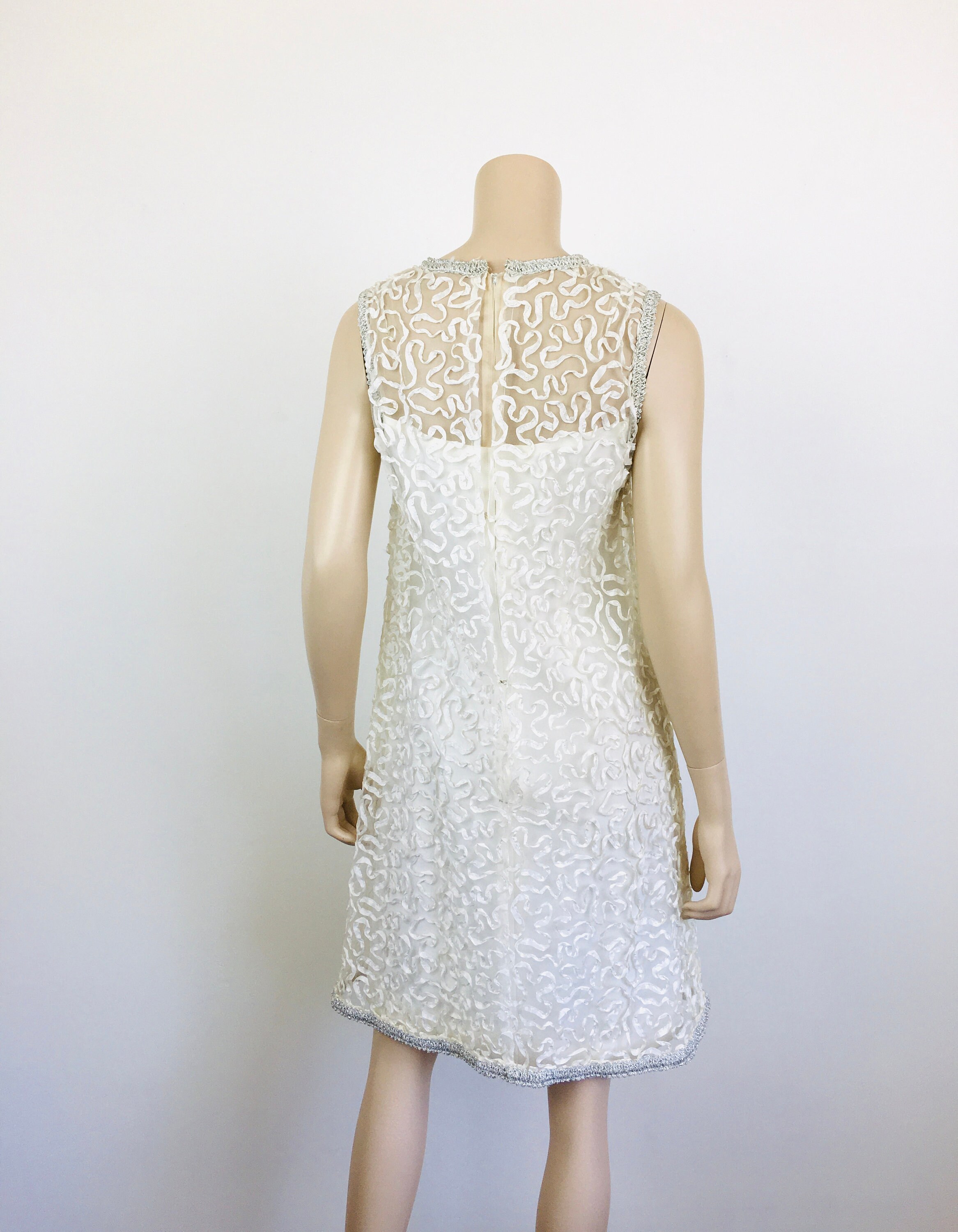 Vintage 1960s WHITE EMBROIDERED RIBBON & Silver Metallic Vintage 1960s WHITE EMBROIDERED RIBBON & Silver Metallic