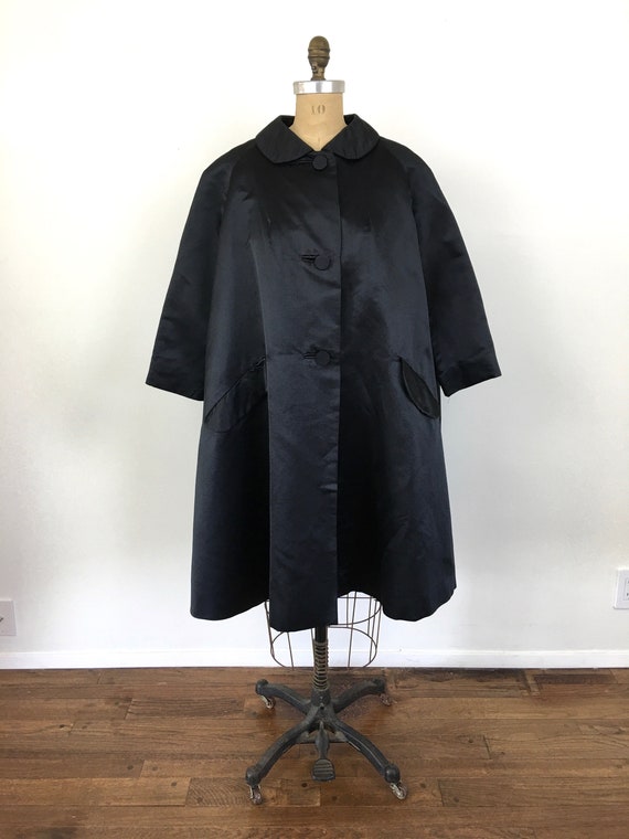 1950s 1960s Vintage Black Silk Satin Swing Coat J… - image 3