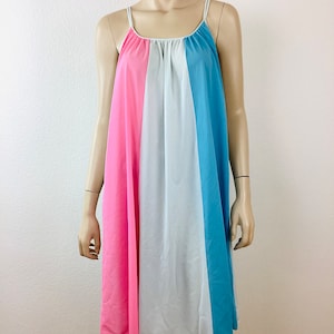 Vintage 1960s BLUE & PINK NYLON Nighty / Night Gown / Negligee / Pajamas / Lingerie