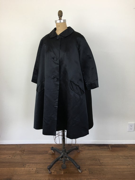 1950s 1960s Vintage Black Silk Satin Swing Coat J… - image 4