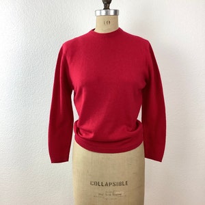 Vintage 1950s CHERRY RED Pin Up Bombshell Pullover Sweater