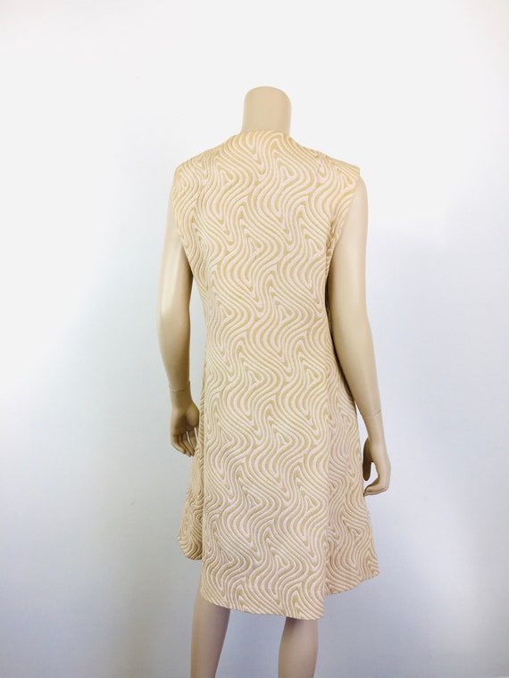 1960s Vintage PSYCHEDELIC SWIRLY Cocktail Dress W… - image 8