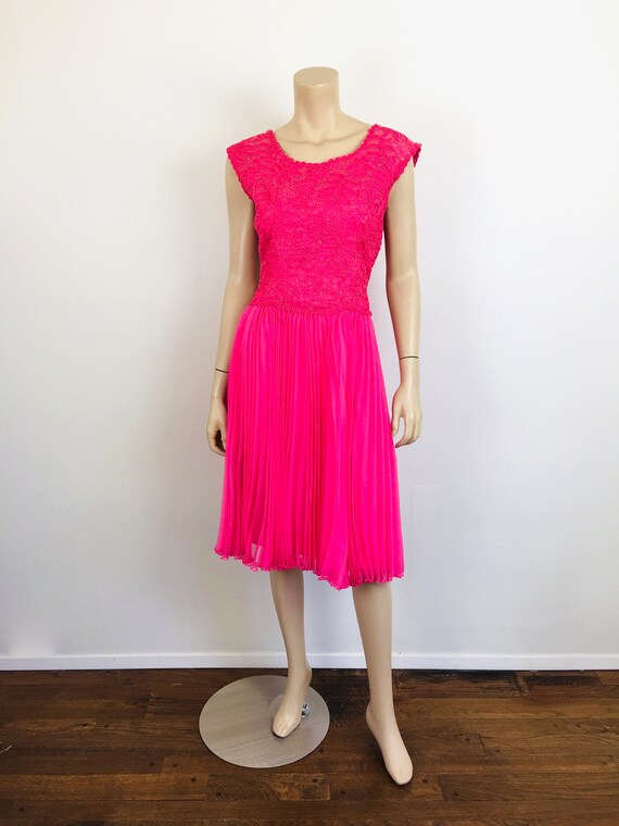 Vintage 1960s HOT PINK Soutash EMBROIDERED Pleate… - image 2