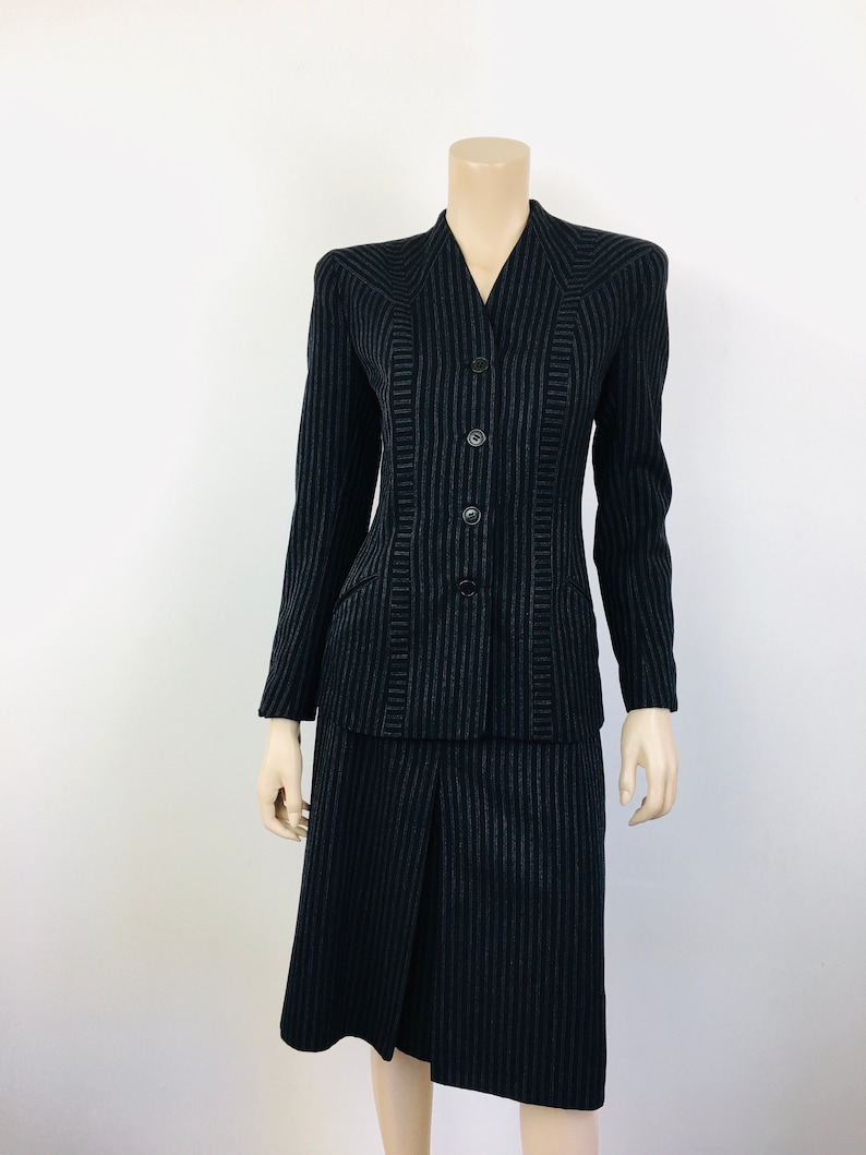 Vintage 1940s STRIPED Black & Grey Big Shoulder Skirt and Jacket Suit image 4