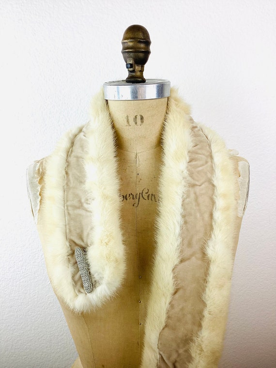 Vintage CREAM WHITE Real MINK Fur Collar / Should… - image 6