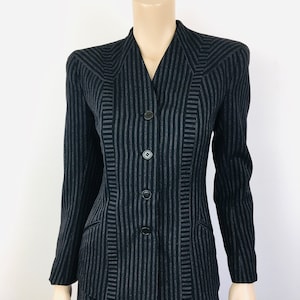 Vintage 1940s STRIPED Black & Grey Big Shoulder Skirt and Jacket Suit image 3