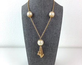 Vintage 1960s GOLD & BIG PEARL Bead Fringe Necklace / Chanel Style