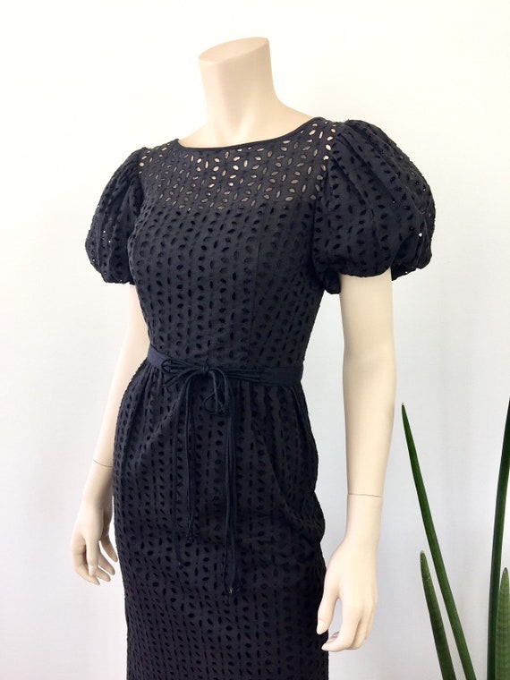 1950s 1960s Vintage COTTON EYELET PUFF Sleeve Bla… - image 6