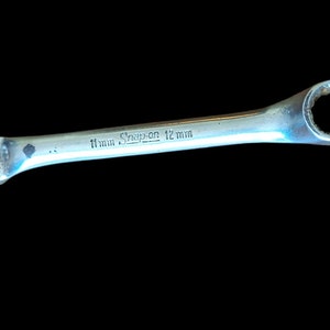Vintage Snap On XSM1112 11mm x 12mm Metric offset box end wrench Snap-On short offset metric made in USA Mechanic tools automotive