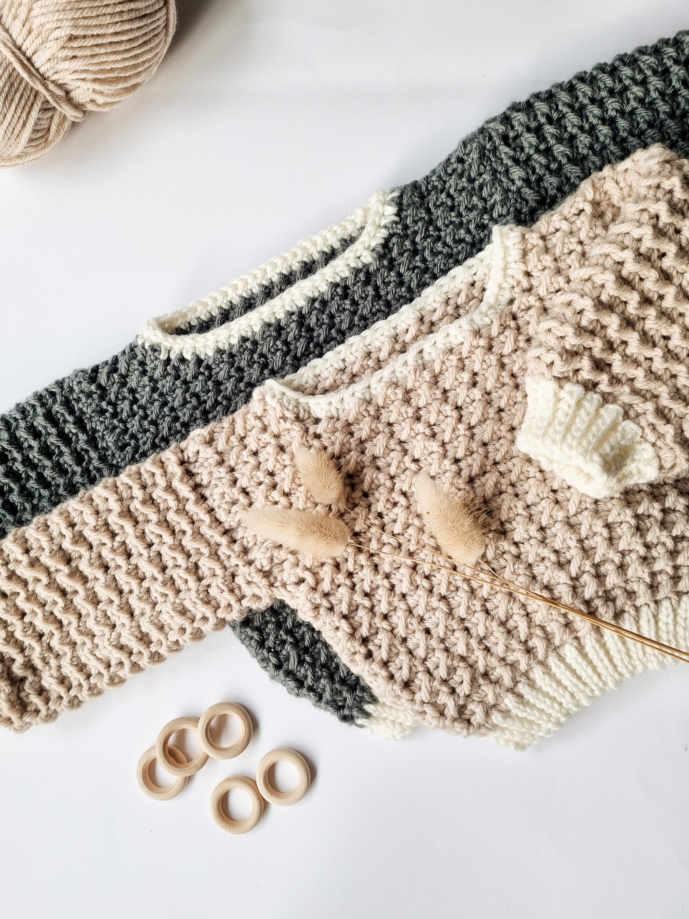 DIGITAL PATTERN // Instant Download // Baby Sweater // Crochet Sweater