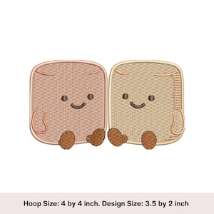 Op de afbeelding: Geborduurd ontwerp met twee lachende, antropomorfe marshmallows in roze en beige. Ze hebben bruine voeten en omarmen elkaar. De ontwerpafmeting is 8,89 cm bij 5,08 cm.