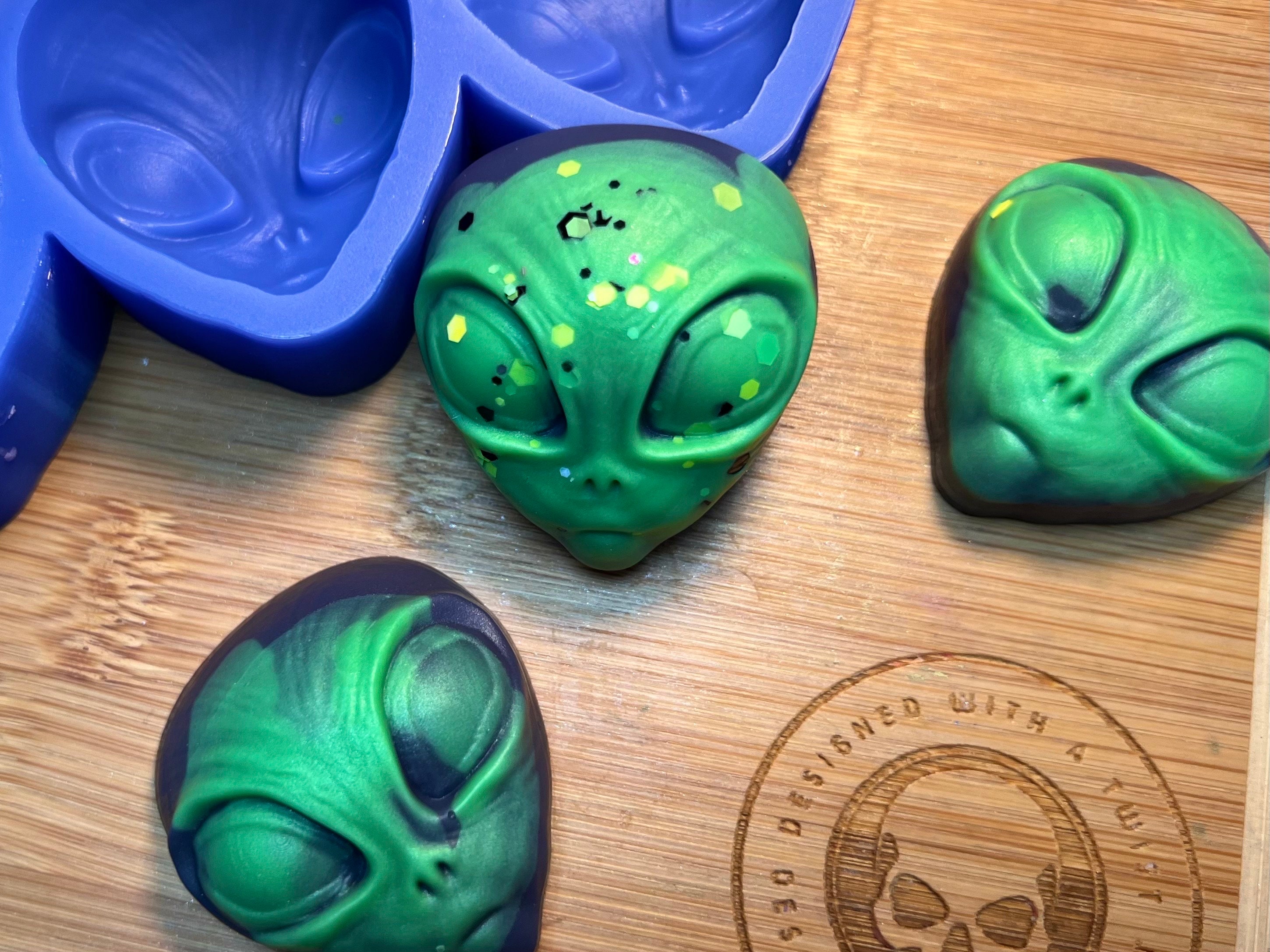 3D Alien Head Silicone Mold for Wax. Alien Wax Melt Silicone Mould. - Etsy
