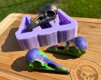 Raven Skull Wax Melt Silicone Mold for Wax. 3D Bird Skull Wax Melt Silicone Mould. Halloween Silicone Mold.