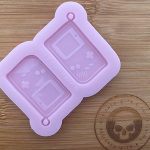 Spiel Ohrring Silikonform. Spiel Ohrring Mold. Silikonform für Resin-Basteln.