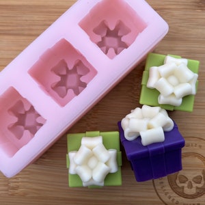 3d Christmas Present Wax Melt Silicone Mold for Wax. Present Wax Melt Silicone Mould.