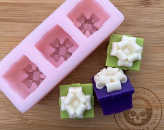 3d Christmas Present Wax Melt Silicone Mold for Wax. Present Wax Melt Silicone Mould.