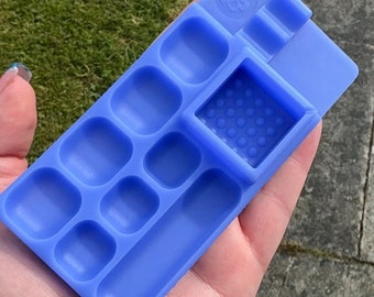 Silicone Paint Palette. CraftPal Washable Reusable Silicone Mat for Painting Nail Art and Crafting