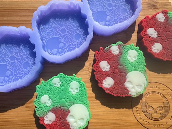 Creepmas Wreath Silicone Mould for Wax, Resin, Clay, Fondant