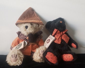 bear on a fishing line hook Boyds Bears Willie Caughtit Hook Line & Sinker Fishing Hooks His Pants  Figurine