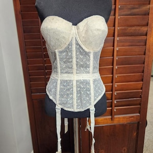 Vintage 1950s Warner's Merry Widow Ivory Lace Bustier Corset Bra (36B), Longline Bridal Lingerie Garter Belt, Pin Up Wedding Boned Corset