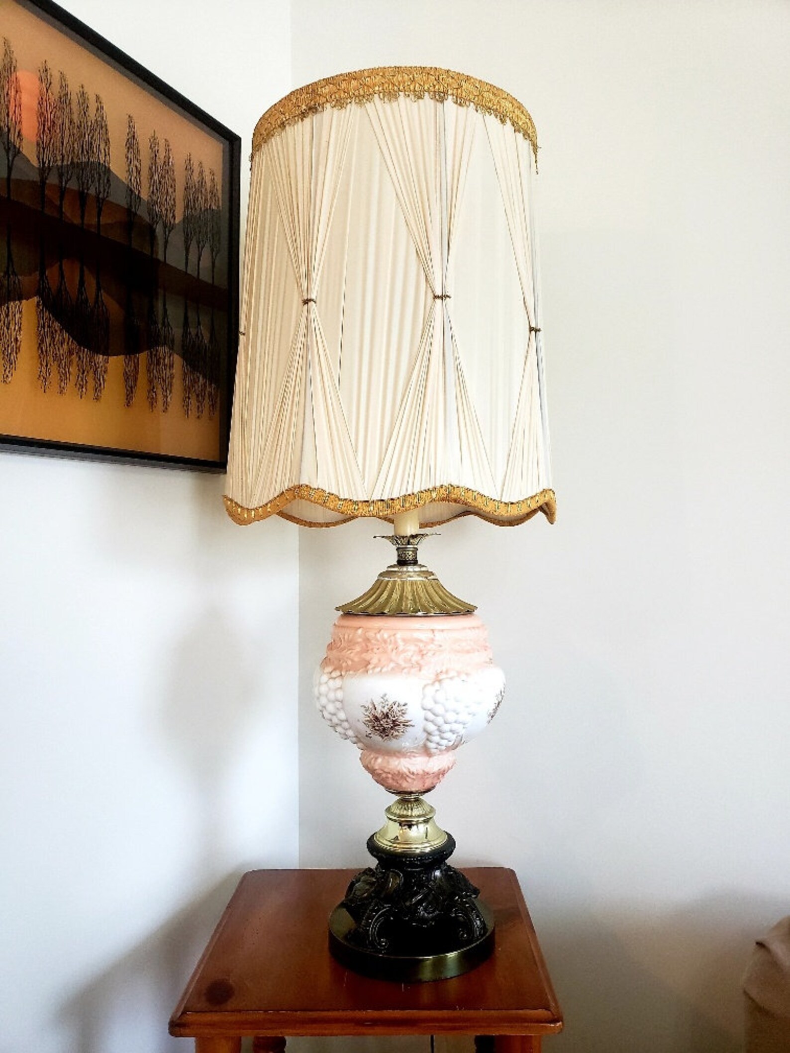 Vintage Lamp Vintage Milk Glass Table Lamp Tall Glass Lamp Etsy