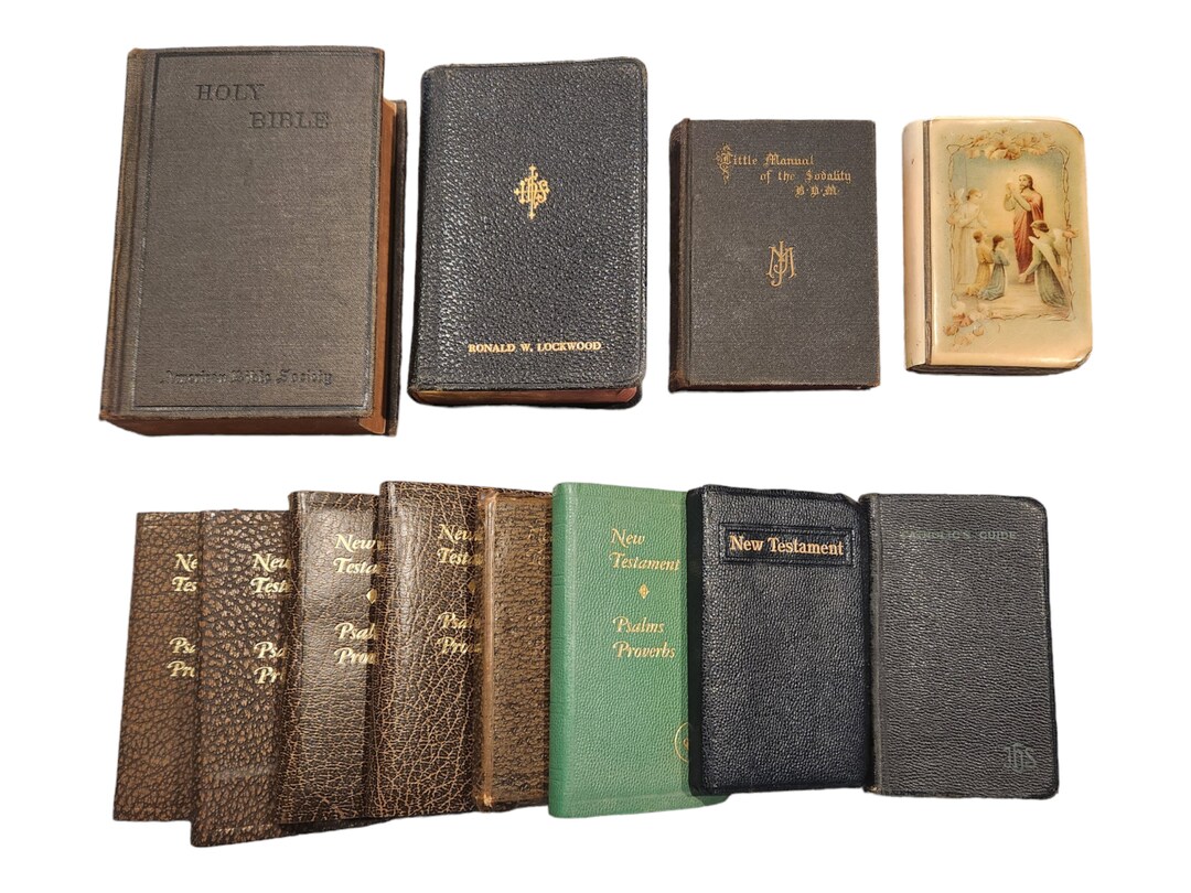 Vintage Bibles, Bundle of Small Bibles 12, Pocket Bibles, Antique Bible, Keepsake Bibles, Bible