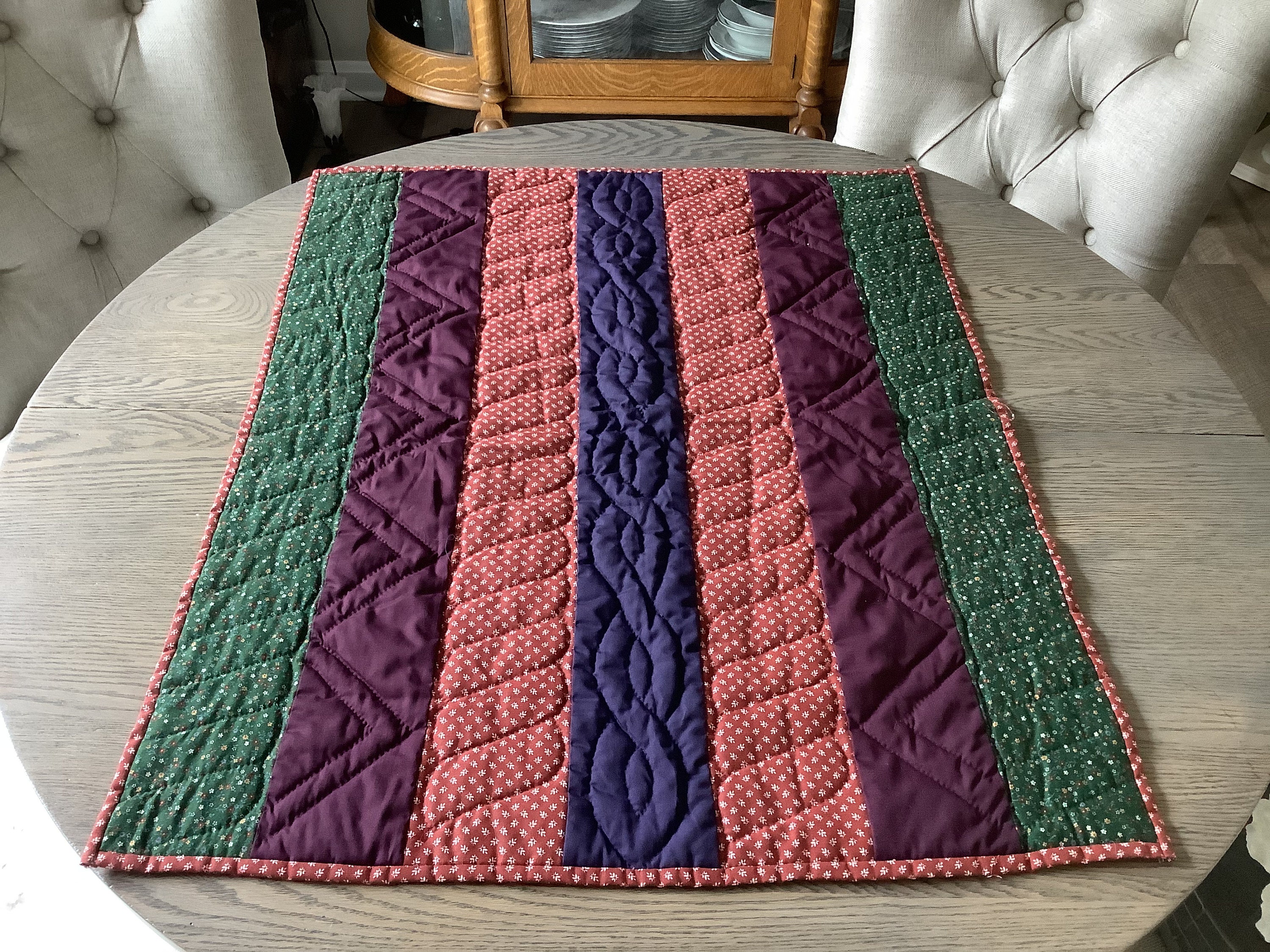 Handquilted Table Runner Vintage Hand Pieced and Quilted 26 Etsy