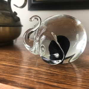 Vintage Hand Blown Glass Elephant - Clear With Dark Navy Inside, Hand Blown Art Glass Elephant Figurine, Elephant Figurines, Glass Decor