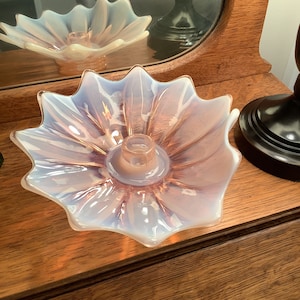 Beautiful Vintage Fostoria Pink Opalescent  Candleholder, Vintage Art Glass, Glass Decor, Collectible Glass, Fostoria Glass Bowl