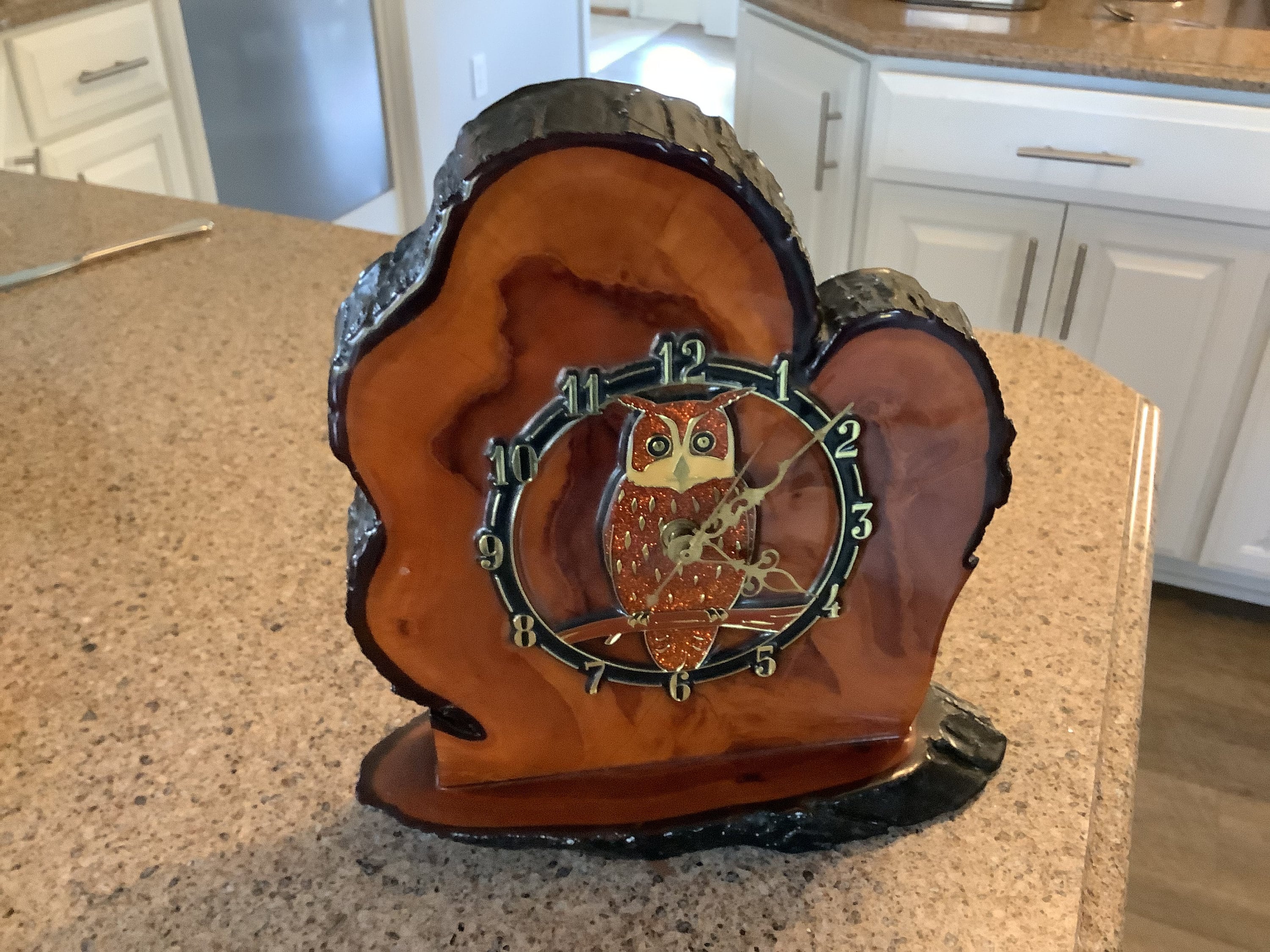 Lacquered Wooden Owl Clock, Vintage Cypress Lacquered Wood OWL Clock, Art Deco Desktop Clock, Owl De