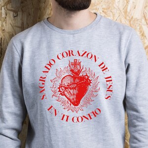 Sagrado Corazon De Jesus En Ti Confio Unisex Sweatshirt, Camibuso Sagrado Corazon De Jesus, Ropa Catolica, Camibuso Jesus, Regalo Catolico