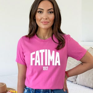Our Lady of Fatima Unisex T-Shirt, Lady of Fatima Apparition T-Shirt, Catholic Mom and Dad Gift, Devotion to Our Lady of Fatima Shirt